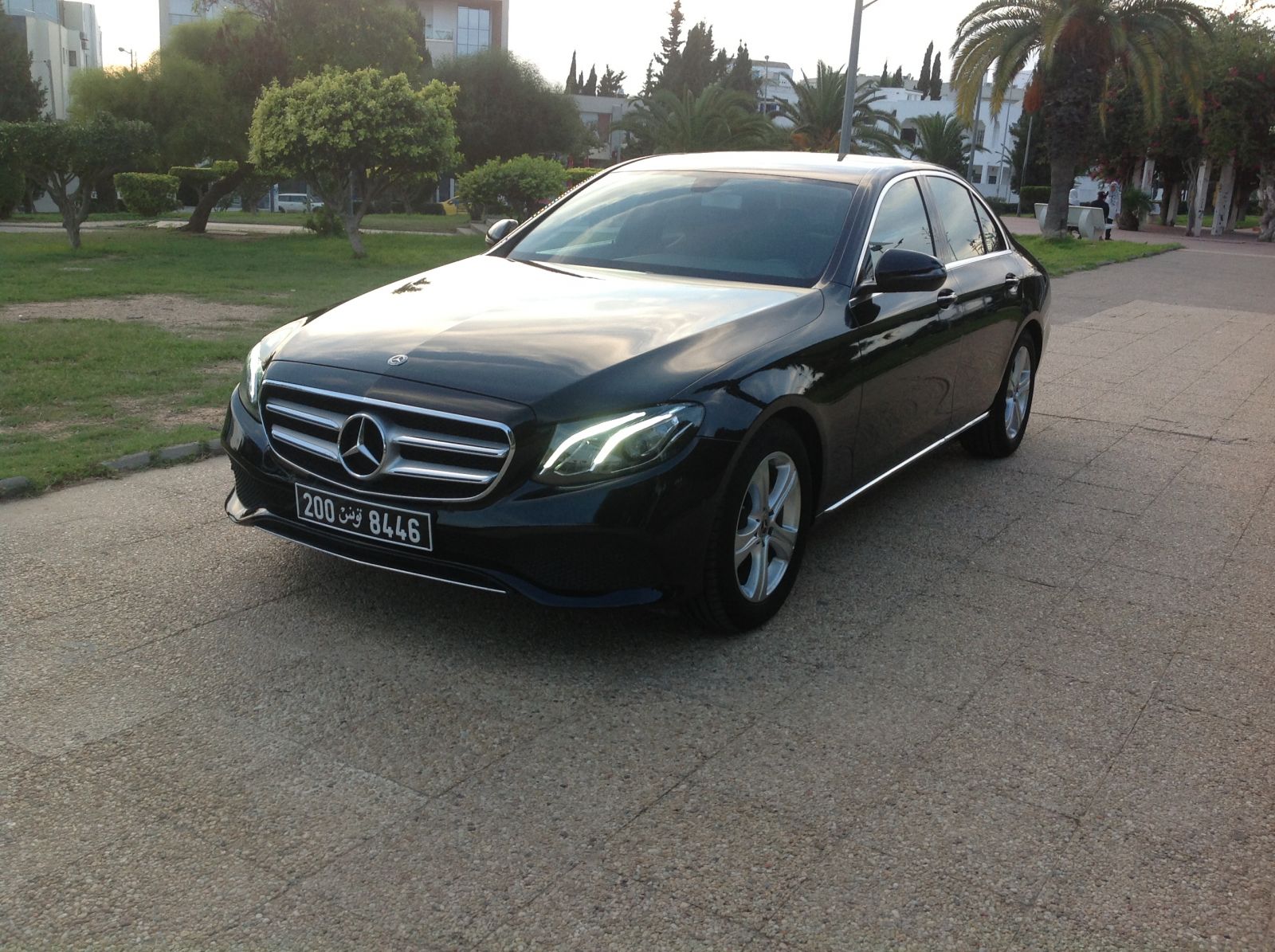 Annonce vente MercedesBenz Classe E E180 Avantgarde