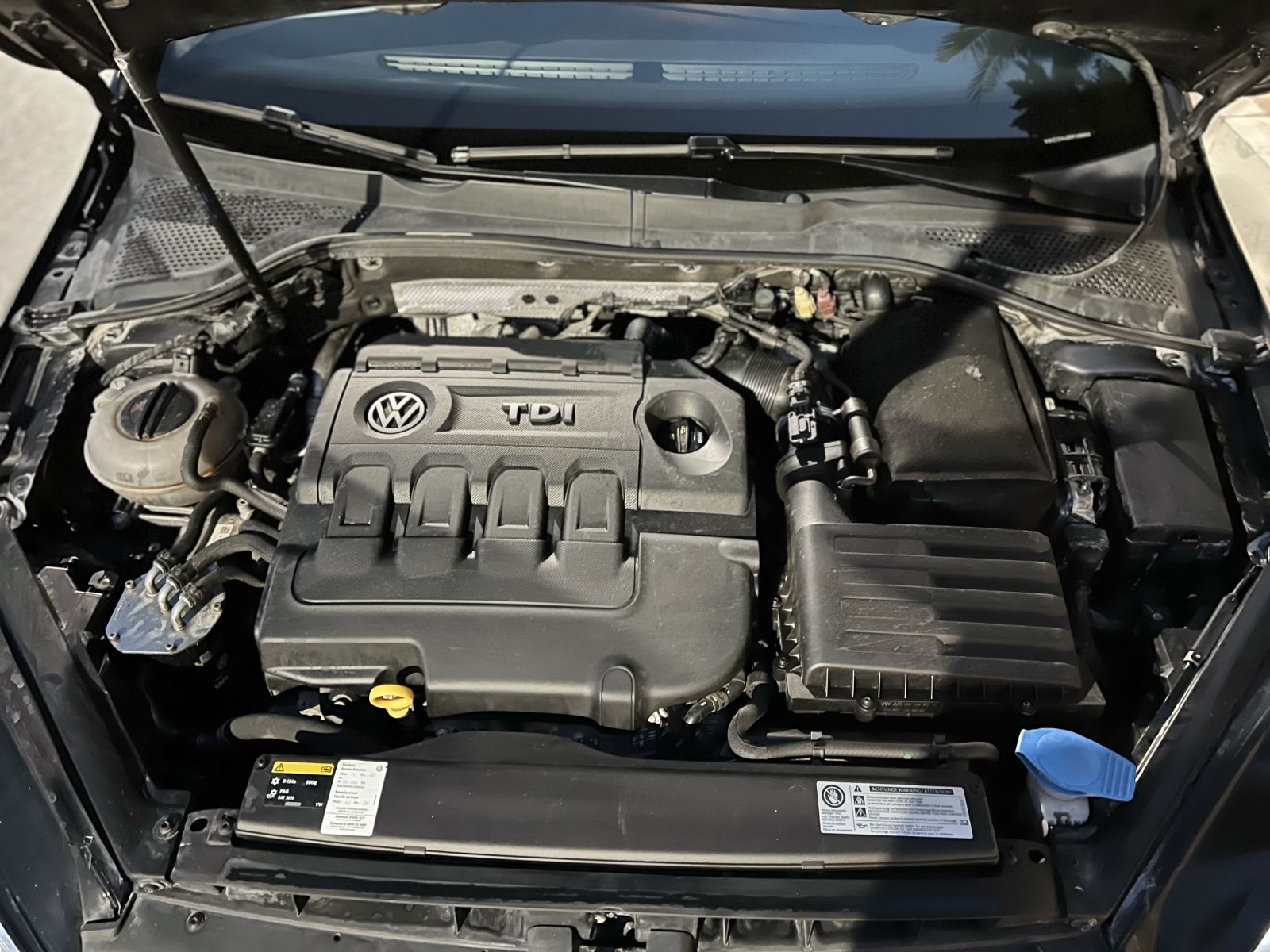 Annonce vente Volkswagen Golf 7 1.6 TDI KIT RLine à Ariana