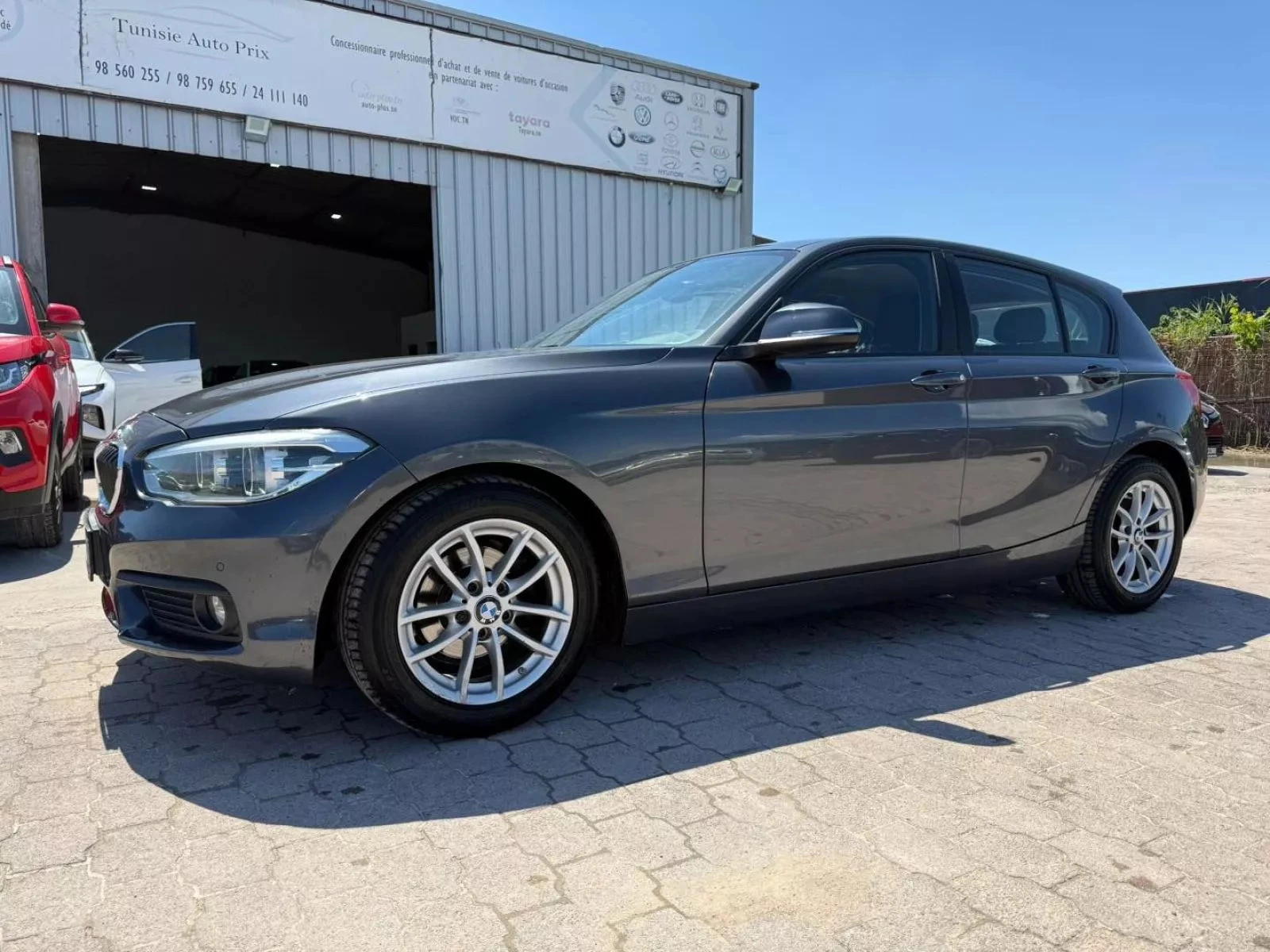 BMW Série 1 116i 1.5 i 12V 109 cv