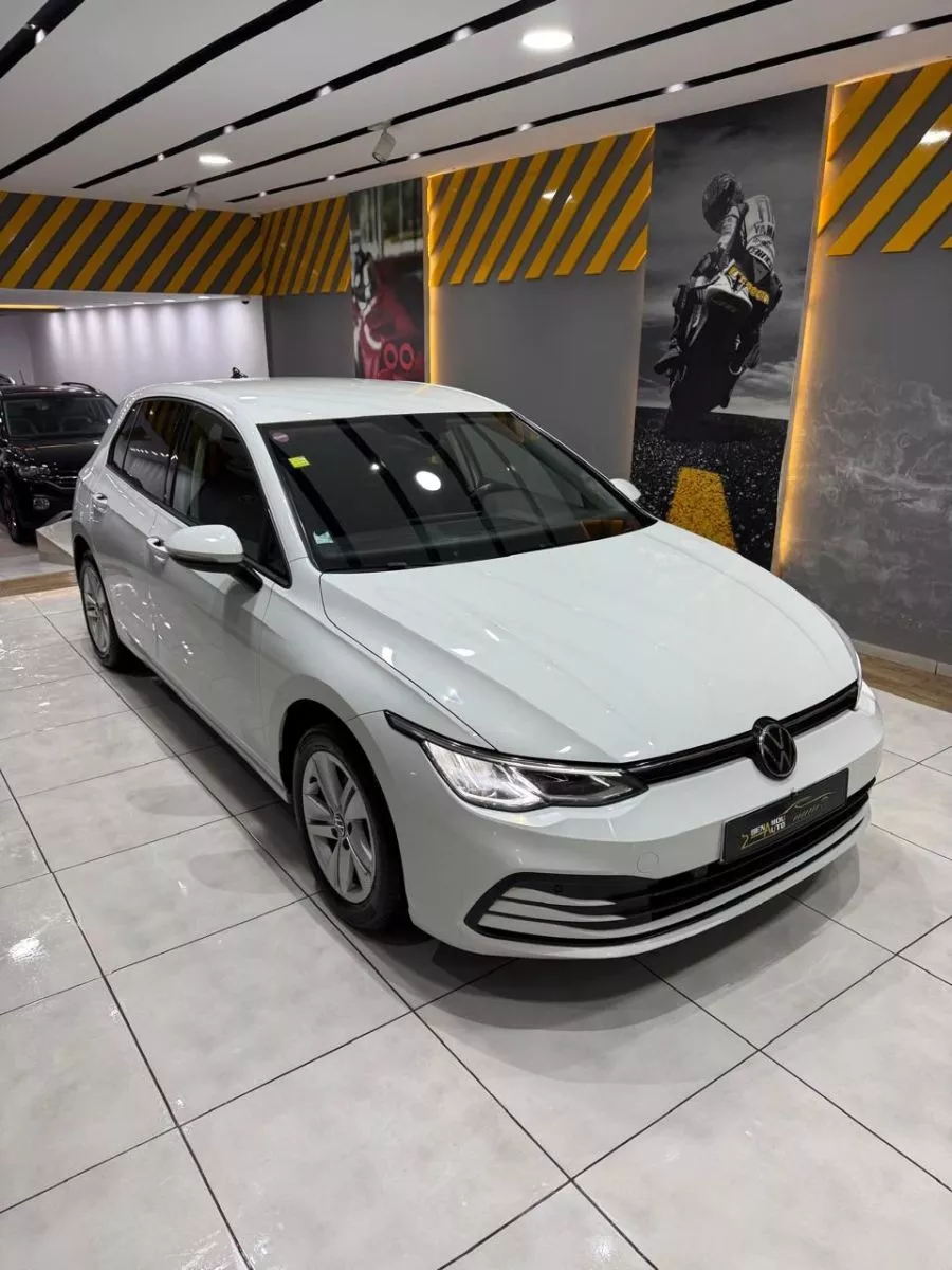 Volkswagen Golf 8
