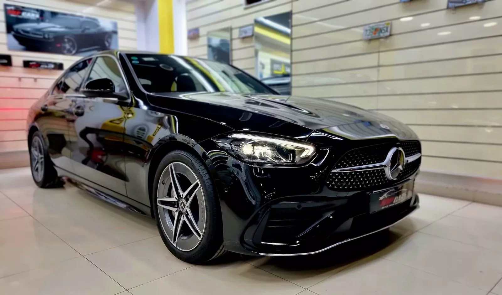 Mercedes-Benz Classe C AMG 180 1.5 i 16V EQ Boost 9G-TRONIC 170 cv Boîte auto