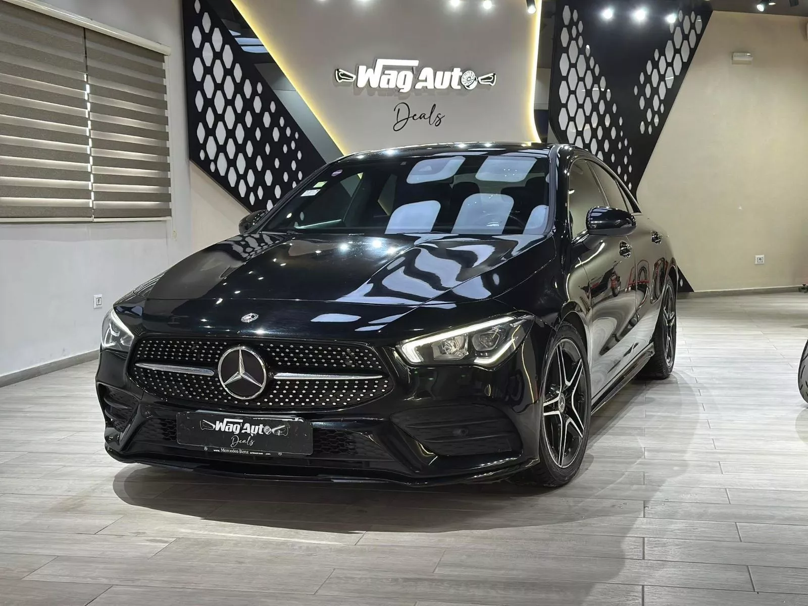 Mercedes-Benz CLA AMG 180 d 1.5 d 8V 7G-DCT 116 cv Boîte auto