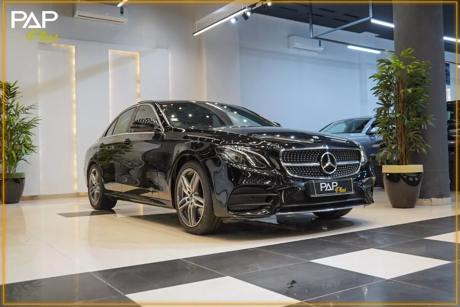 Mercedes-Benz Classe E AMG 180 1.5 16V 9G-TRONIC 156 cv Boite auto