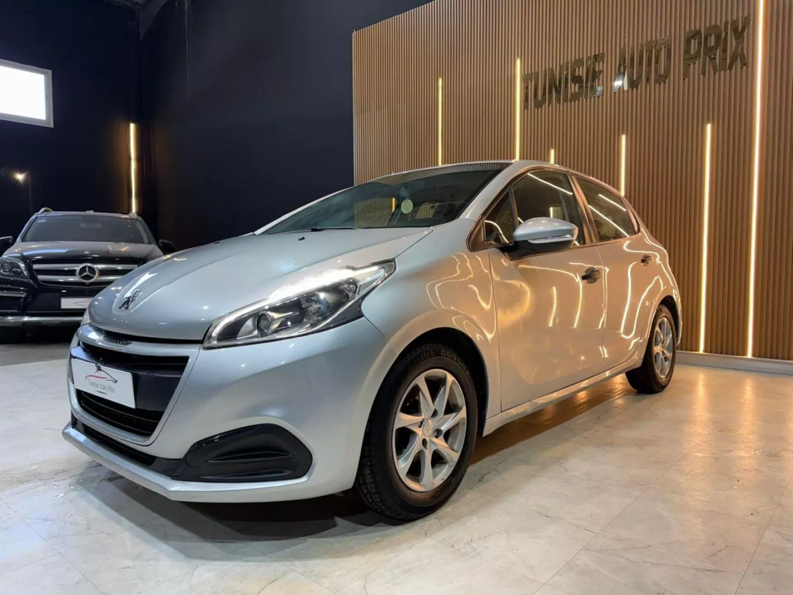 Peugeot 208 Access Like 1.2 VTi 12V 82 cv