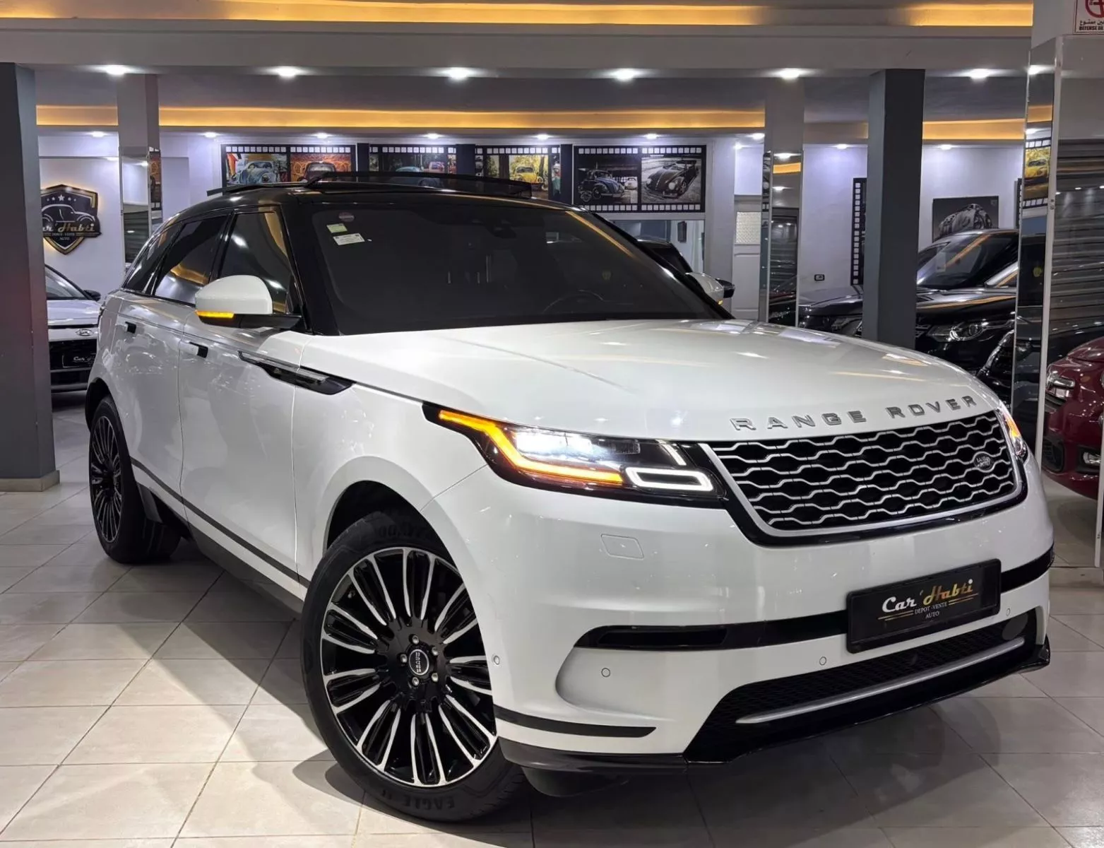 Land Rover Range Rover Velar P250 2.0 Si4 16V 4WD 250 cv Boîte auto
