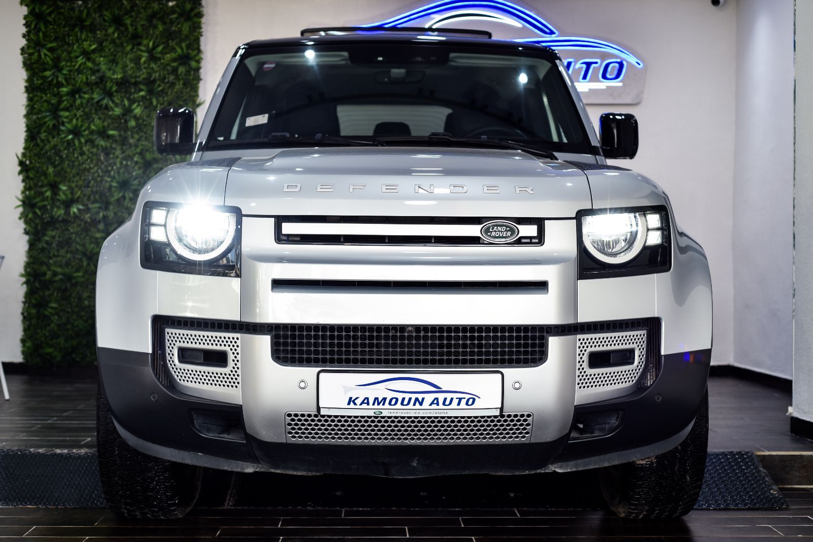 Land Rover Defender 110 S