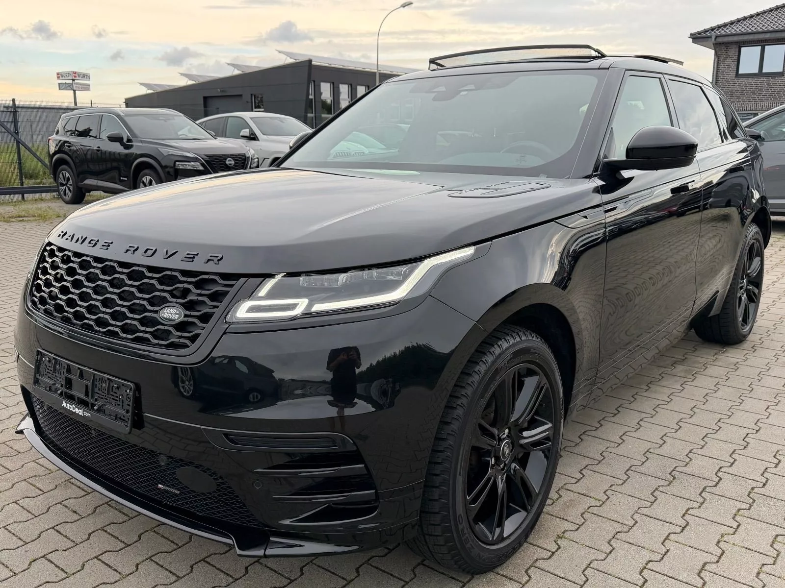 Land Rover Range Rover Velar R-Dynamic SE P400e 2.0 i 16V 404 PHEV AWD 300 cv Boîte auto