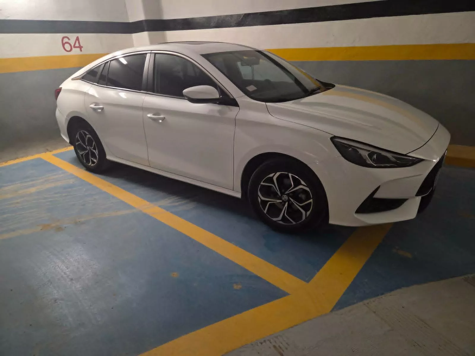 MG GT Luxury 1.5 l CVT 115 cv Boîte auto