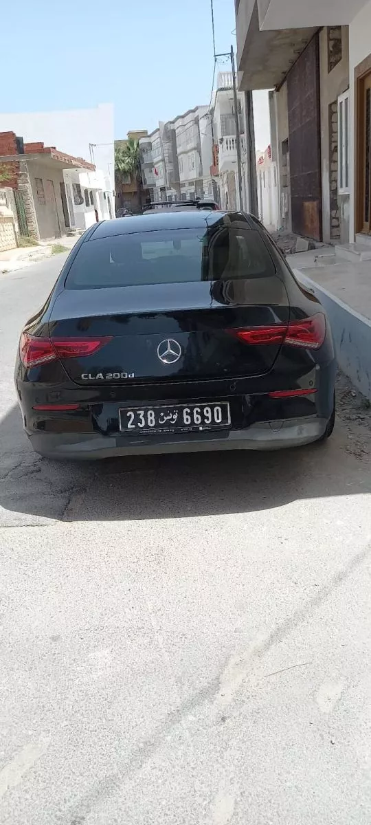 Mercedes-Benz CLA 200 d 2.0 d 16V 8G-DCT 150 cv Boîte auto