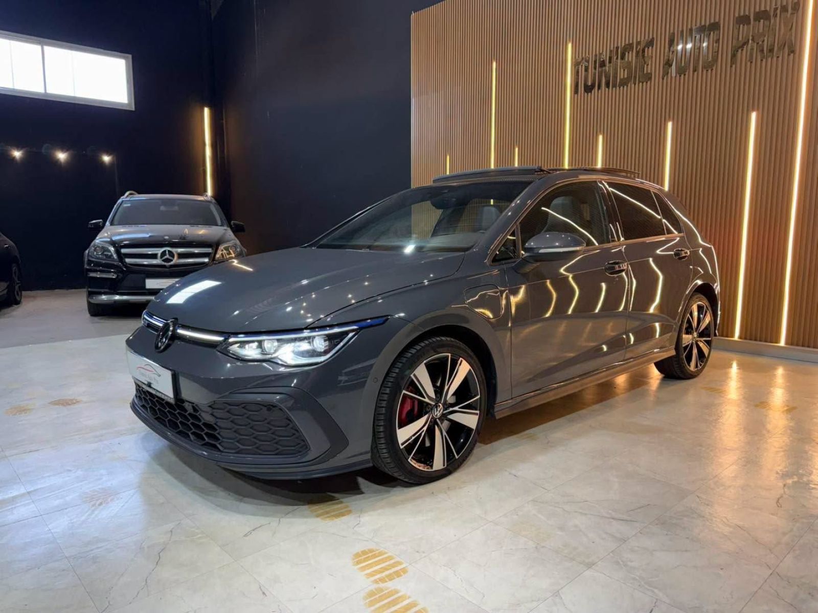 Volkswagen Golf 8 GTE GTE 1.4 TSi 16V 245 Plug in Hybrid DSG6 150 cv Boîte auto