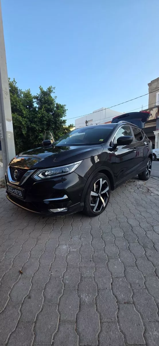 Nissan Qashqai Tekna 1.3 DIG-T 16V 2WD DCT7 S&S 160 cv Boîte auto
