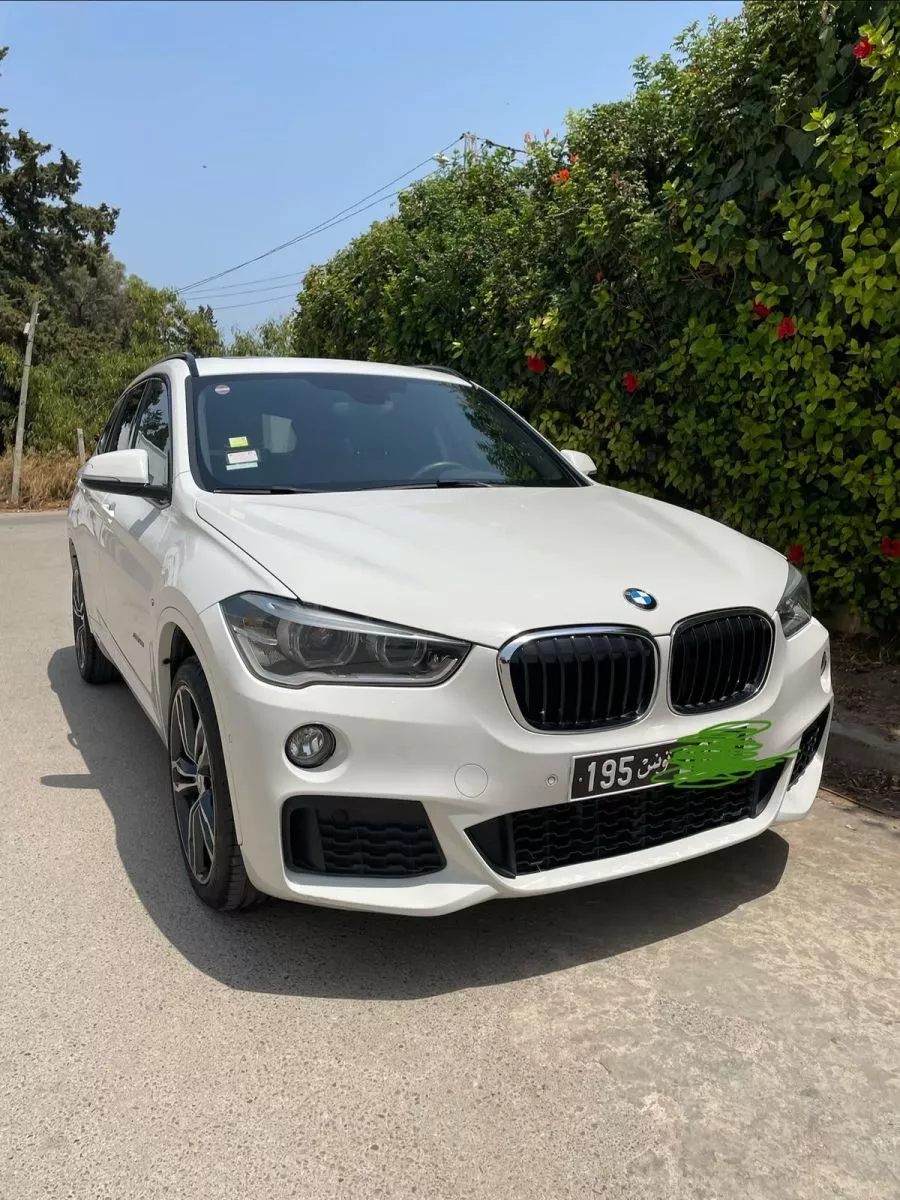BMW X1 Pack Sport M 20i sDrive 2.0 i 16V DCT7 192 cv Boîte auto