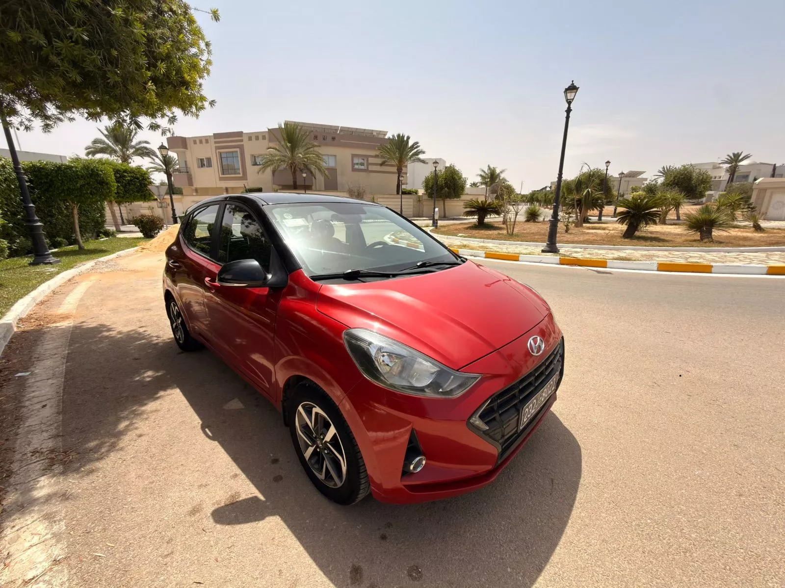 Hyundai i10 Populaire 1.0 i 12V 67 cv Boîte auto
