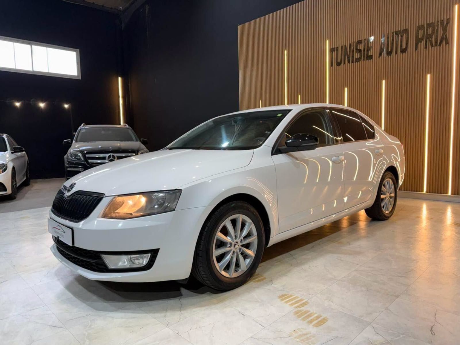 Skoda Octavia Ambition 1.4 TSI 16V DSG7 150 cv Boîte auto