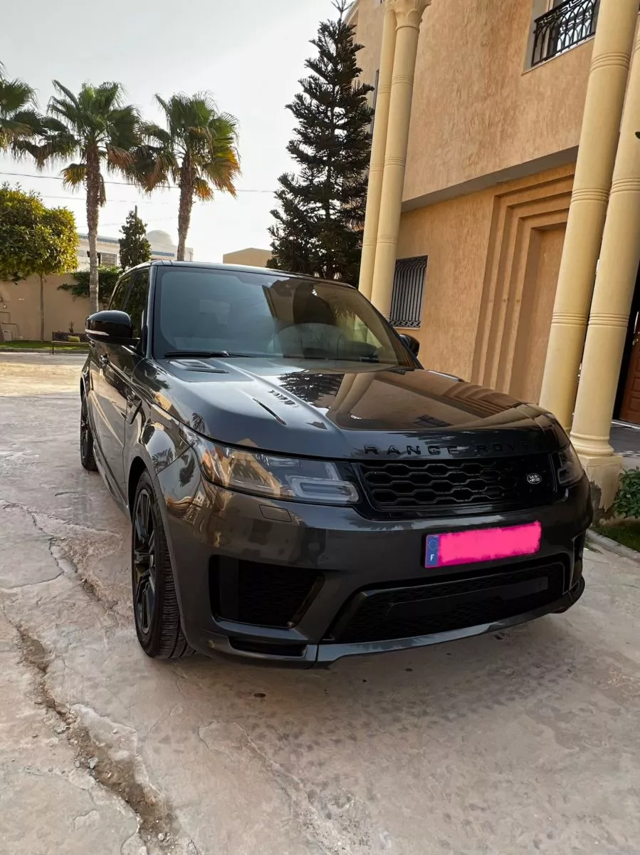 Land Rover Range Rover Sport P400e 2.0 16V 404 Hybrid 300 cv Boîte auto