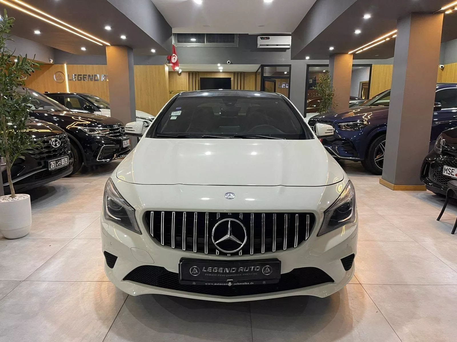 Mercedes-Benz CLA AMG 180 1.6 i 16V Turbo 7G-DCT 122 cv Boîte auto
