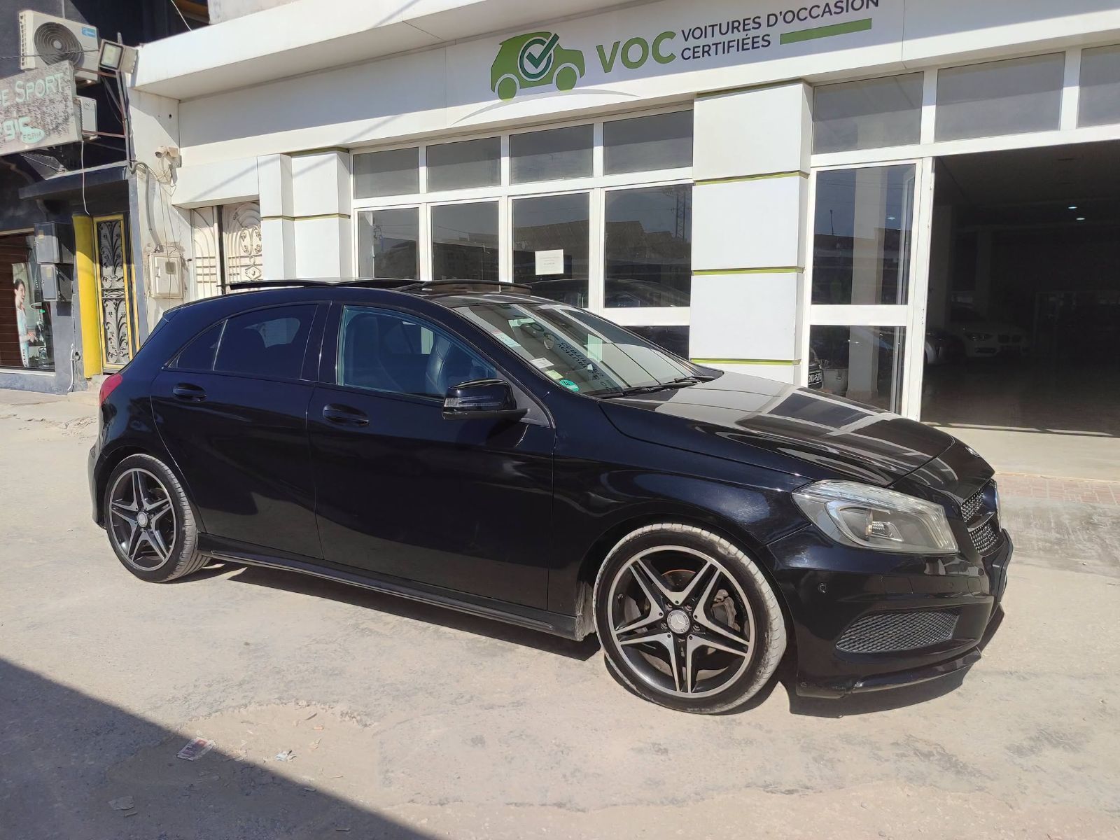 Mercedes-Benz Classe A AMG Premium 180 CDi 1.8 CDI 16V 7G-DCT BlueEFFICIENCY S&S 109 cv Boîte auto