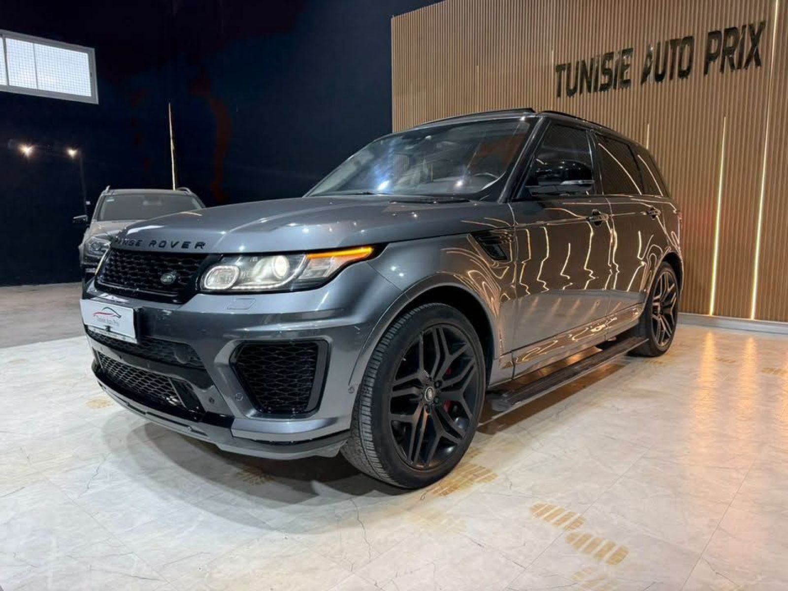 Land Rover Range Rover Sport SVR SVR SC 5.0 V8 32V 550 cv Boîte auto