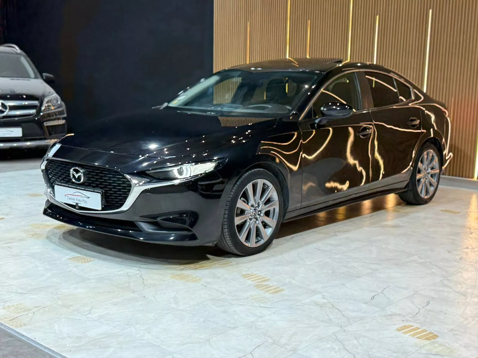 Mazda 3 sedan Core+ Grade 1.5 L Skyactiv-G 112 cv