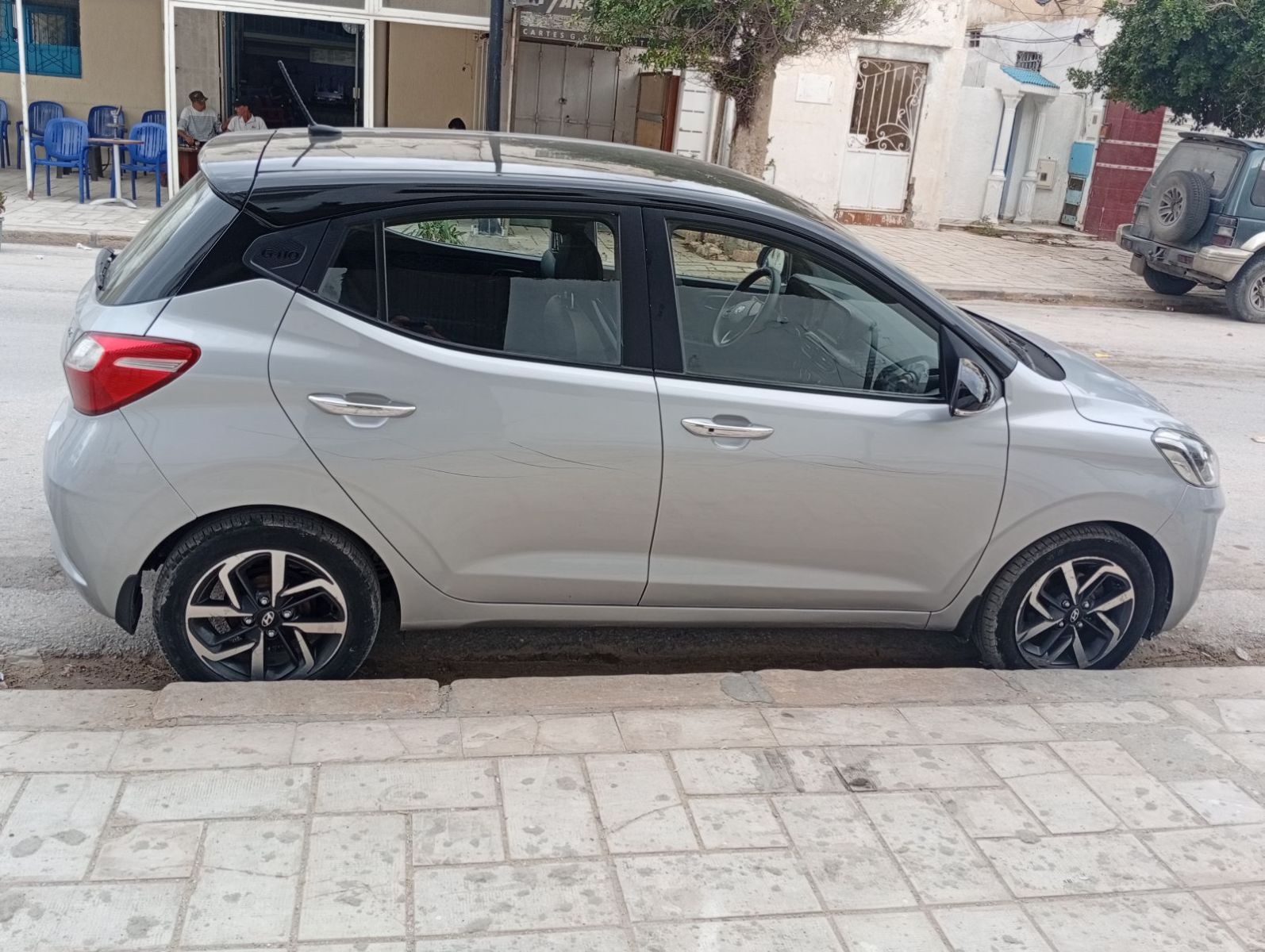 Hyundai Grand i10 High Grade 1.2 83cv boite auto