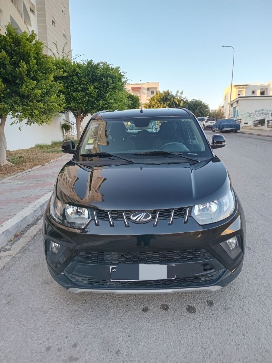 Mahindra KUV 100 K6+ 1.2 82cv
