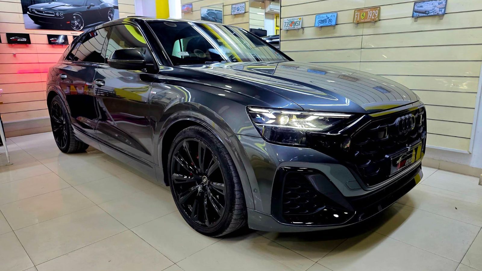 Audi Q8 S-Line 55 3.0 TFSI e V6 24V 381 Plug in Hybrid Quattro Tiptronic8 340 cv Boîte auto