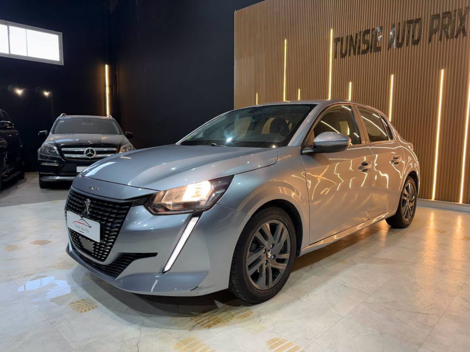 Peugeot 208 Active 1.2 PureTech 12V S&S 75 cv