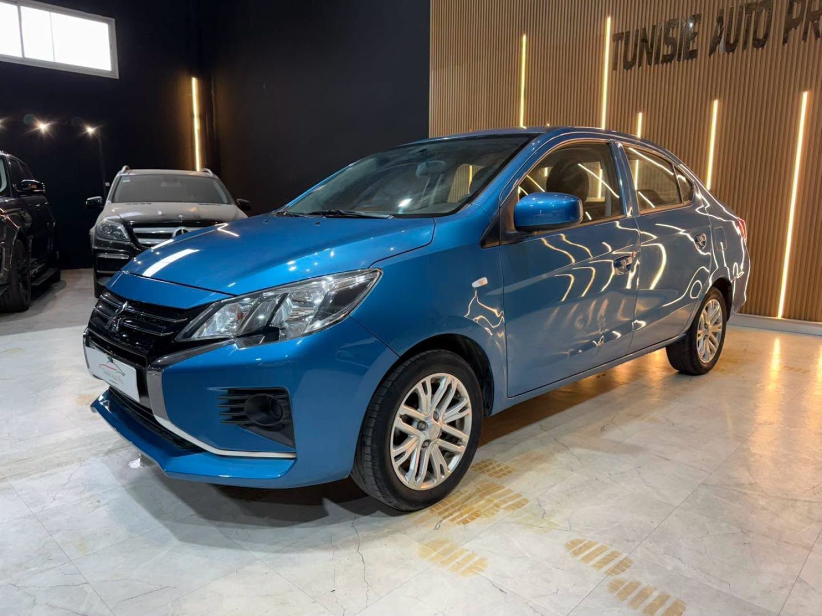 Mitsubishi Attrage Populaire 1.2 L BVM 78 cv