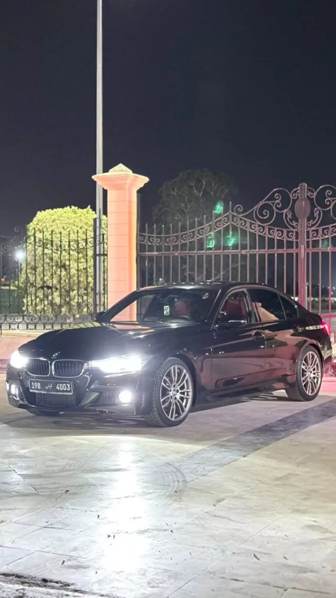 BMW Série 3 Pack M Pro 318i 1.5 16V 136 cv Boîte auto