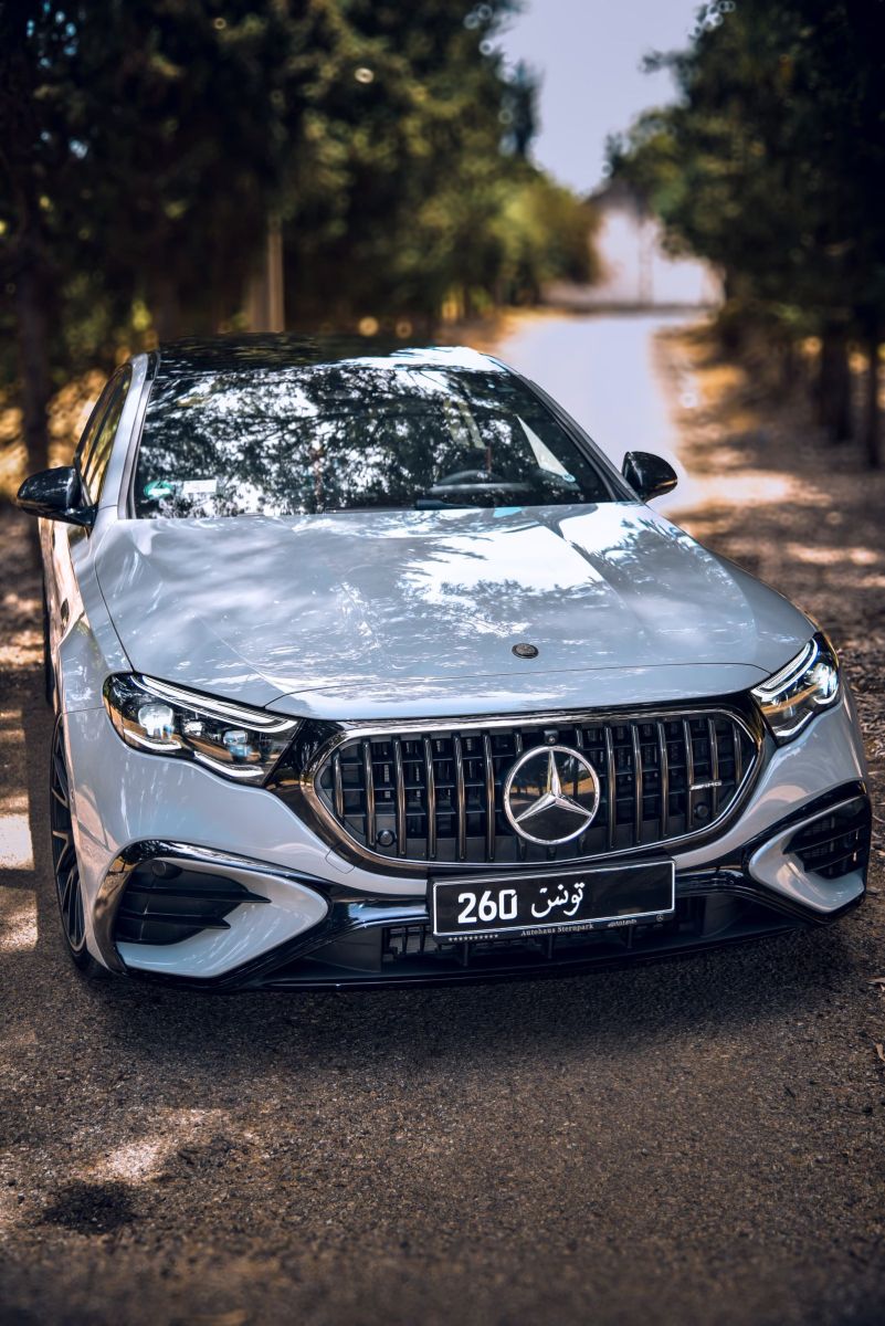 Mercedes-Benz Classe E AMG 53 AMG 3.0 i 24V 585 Hybrid 4MATIC+ SPEEDSHIFT TCT 9G 449 cv Boîte auto