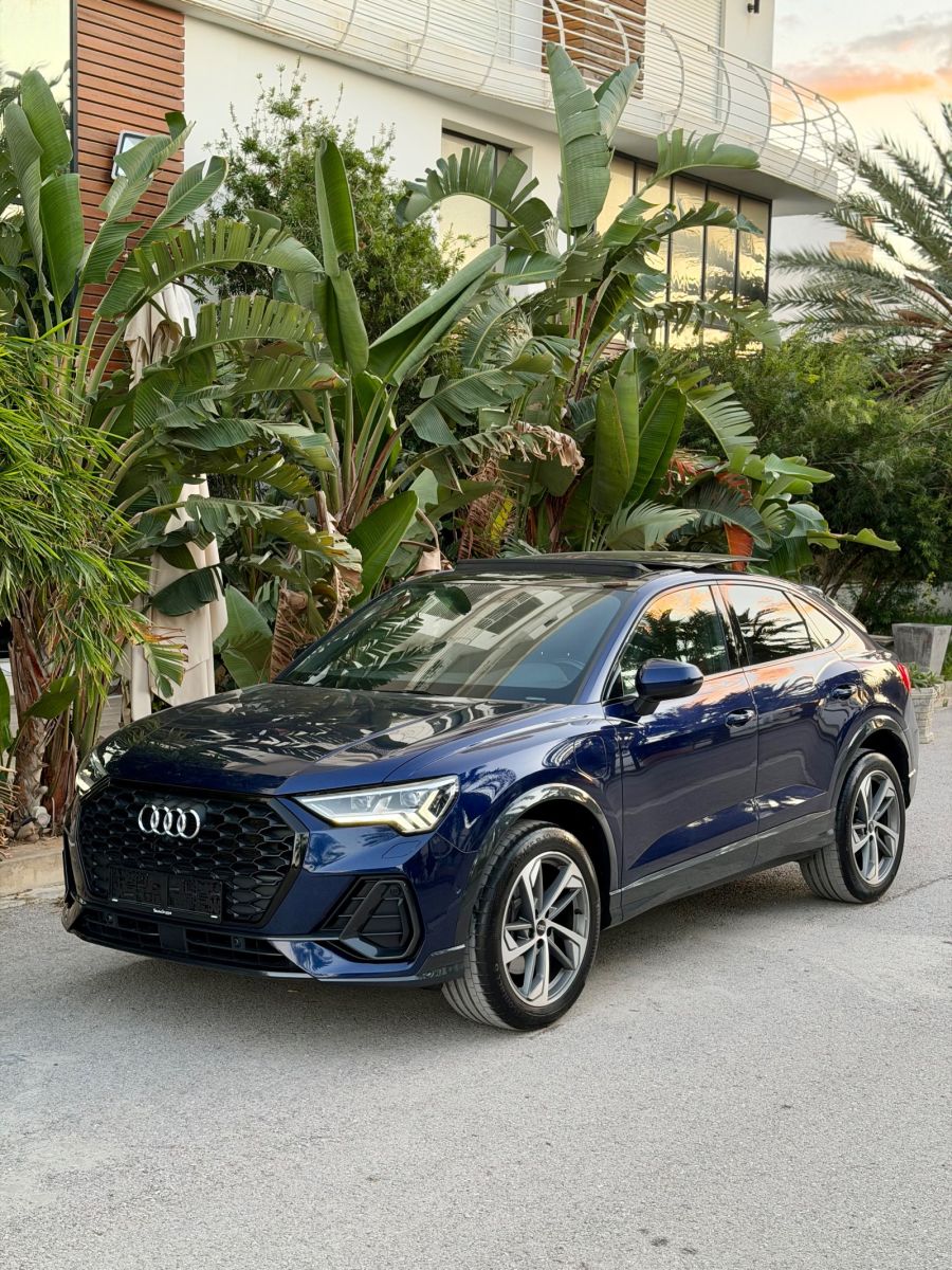 Audi Q3 Sportback Edition Sport 45e 1.4 TFSI 16V GPF 245 PHEV DSG6 150 cv Boîte auto