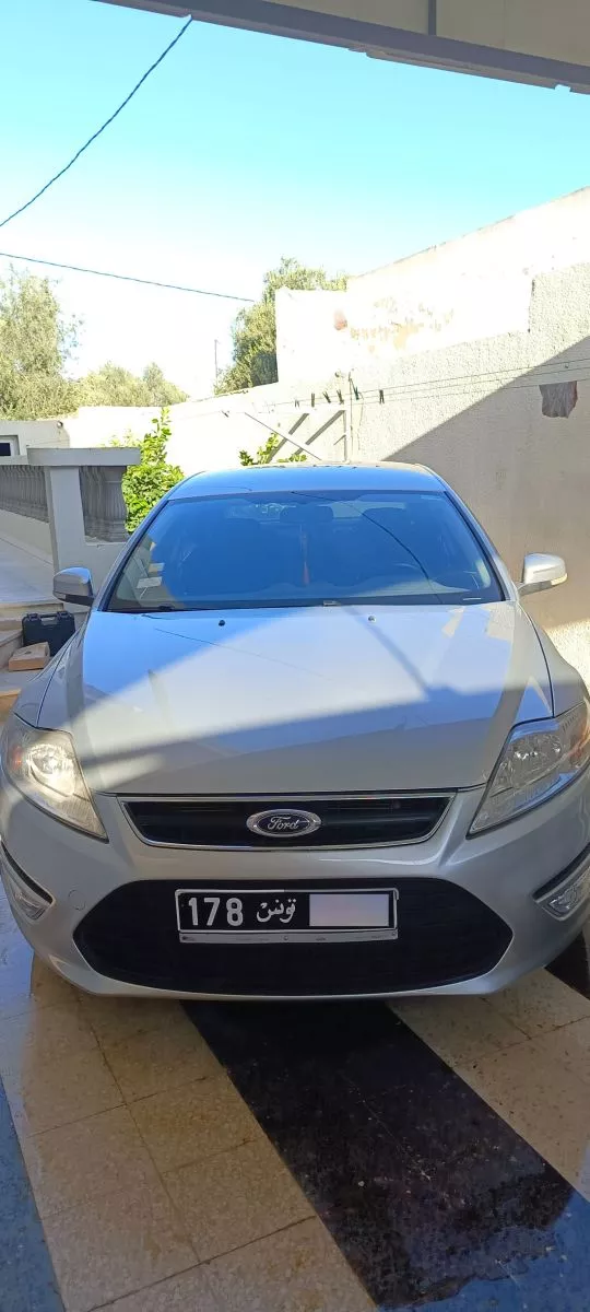 Ford Mondeo Trend 1.6 Ti VCT 16V 120 cv