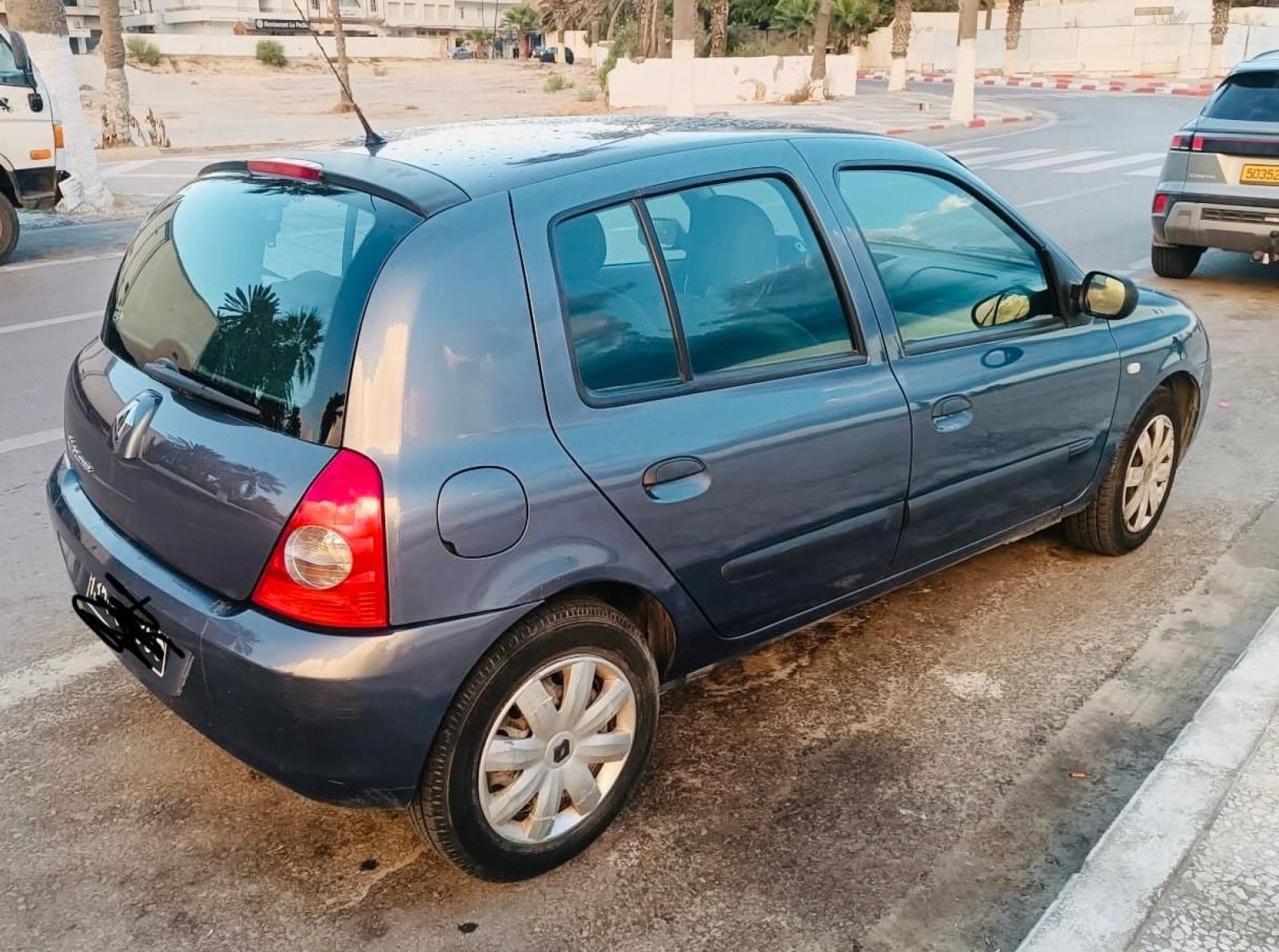 Renault Clio Campus climatisée 1.2 i 16V eco2 75 cv