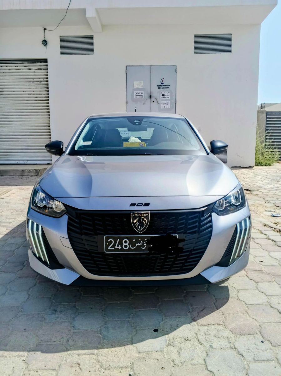 Peugeot 208 Active 1.2 L 75 cv