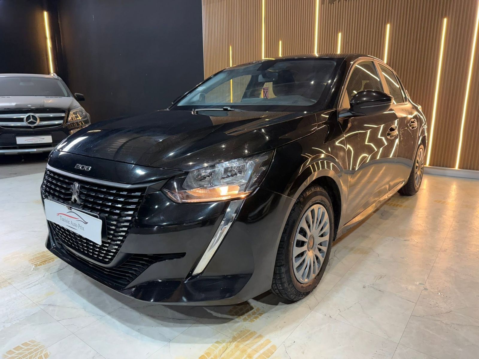 Peugeot 208 Active 1.2 PureTech 12V S&S 75 cv