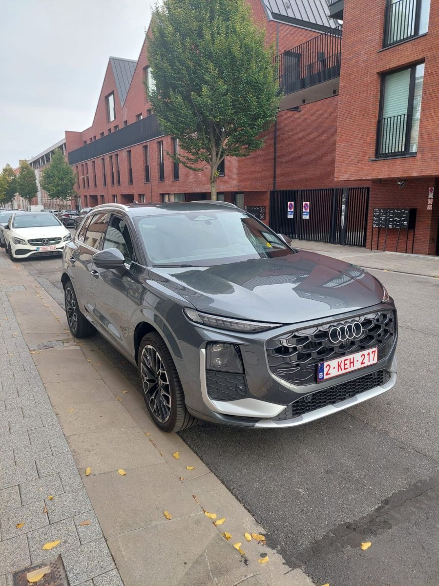 Audi Q3 S-line 45e 1.4 TFSI 16V GPF 245 PHEV DSG6 150 cv Boîte auto