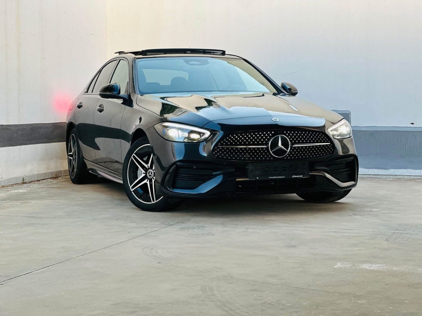 Mercedes-Benz Classe C AMG 300 e 2.0 i 16V 313 EQ Power 9G-TRONIC 204 cv Boîte auto