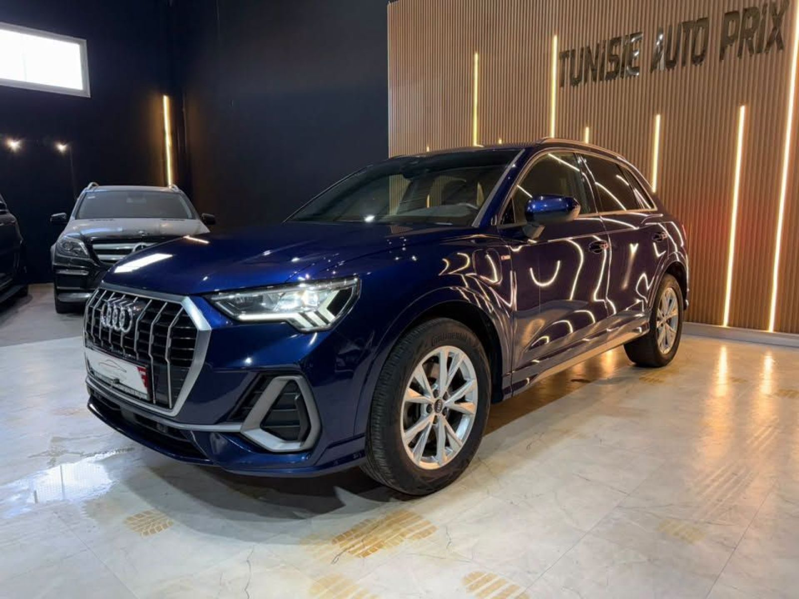 Audi Q3 S-line 45e 1.4 TFSI 16V GPF 245 PHEV DSG6 150 cv Boîte auto