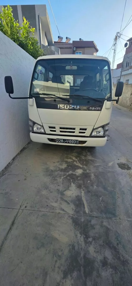 Isuzu NKR 66 Simple Cabine État neuf