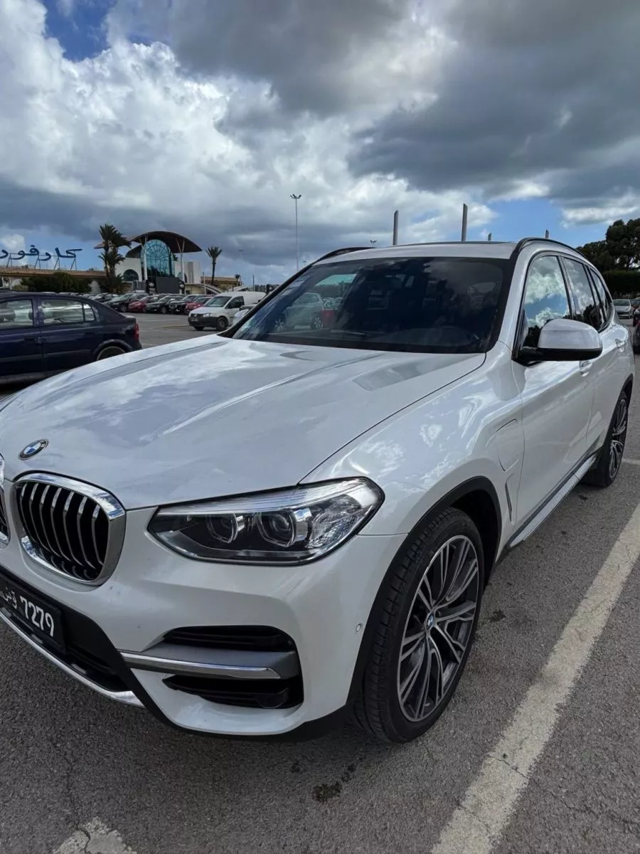 BMW X3 Pack M 30e xDrive 2.0 i 16V 292 Plug in Hybrid Steptronic8 184 cv Boîte auto