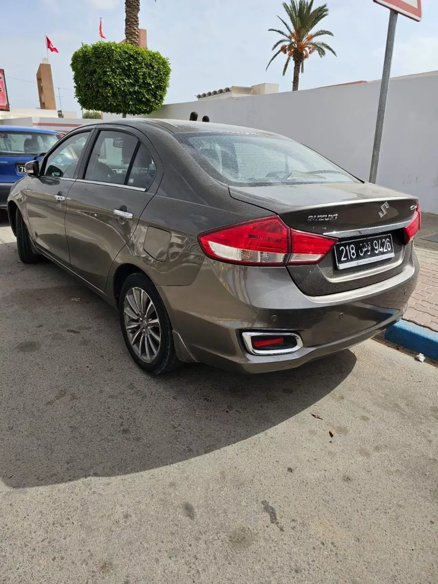 Suzuki Ciaz GLX 1.5 L 105 cv Boîte auto