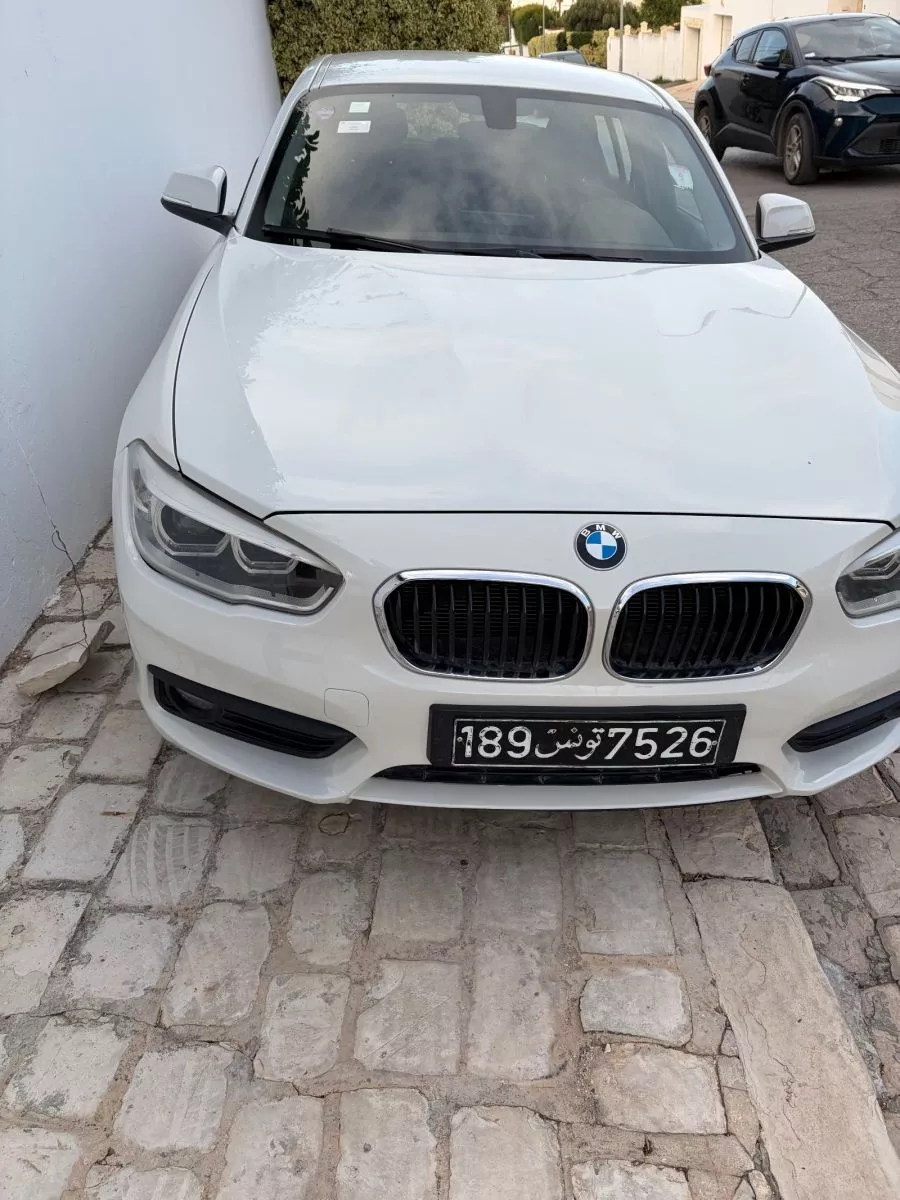 BMW Série 1 Sport Line 118i 1.6 i 16V 136 cv Boîte auto